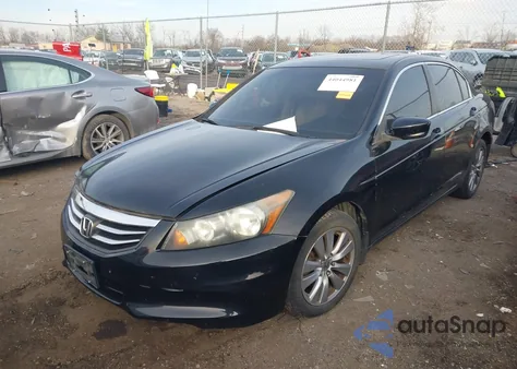 2011 Honda Accord 2.4 Ex-L z USA, uszkodzony, nr VIN 1HGCP2F80BA125192